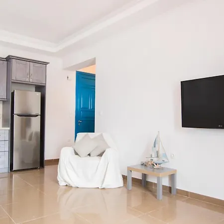 Poseidon Luxury Apartment Foiníkion Zewnętrze zdjęcie
